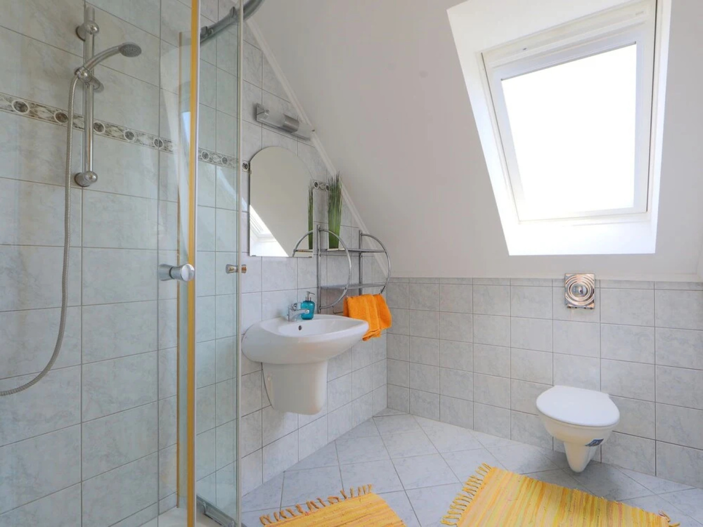 Amarillo 3 Balatonm Riaf rd