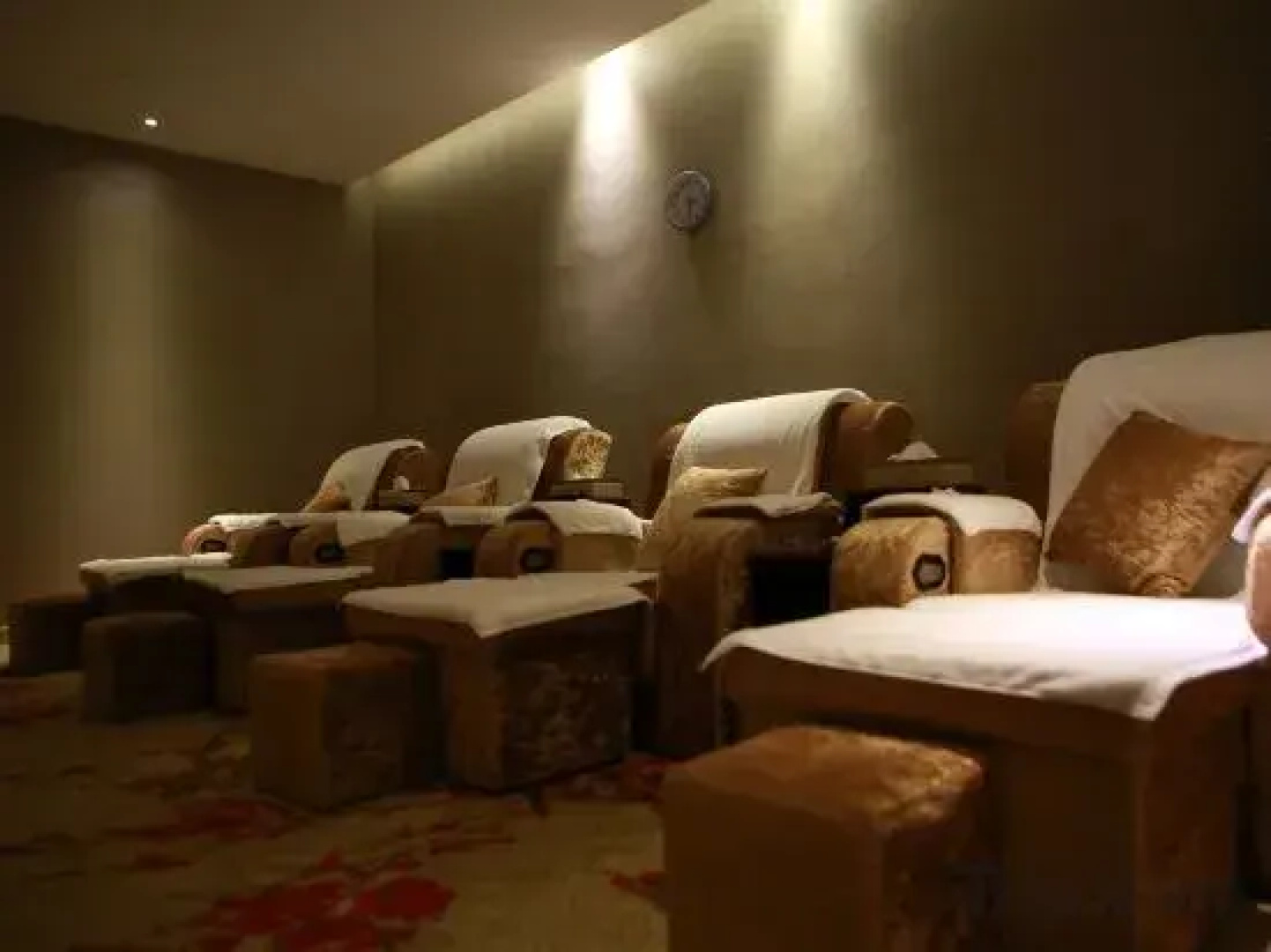 Long Tai Hotel