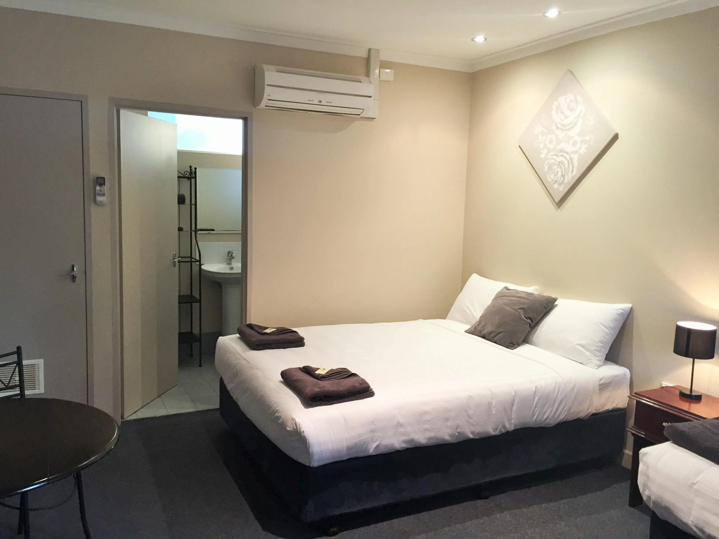 Kingsley Motel & Restaurant