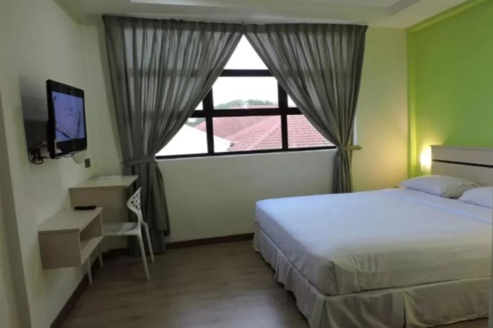 Merlin Hotel