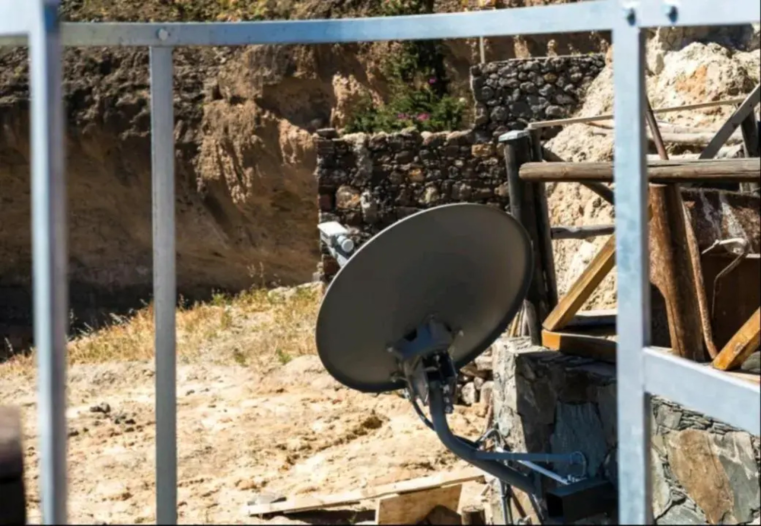 Silence's Cave Rural House