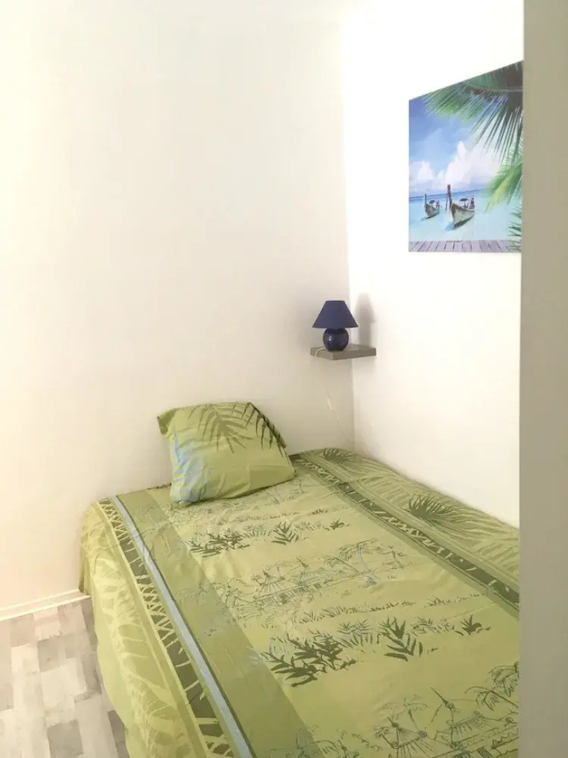 Apartment With 2 Bedrooms in Vallauris, With Furnished Terrace and Wifi - 3 km From the Beach