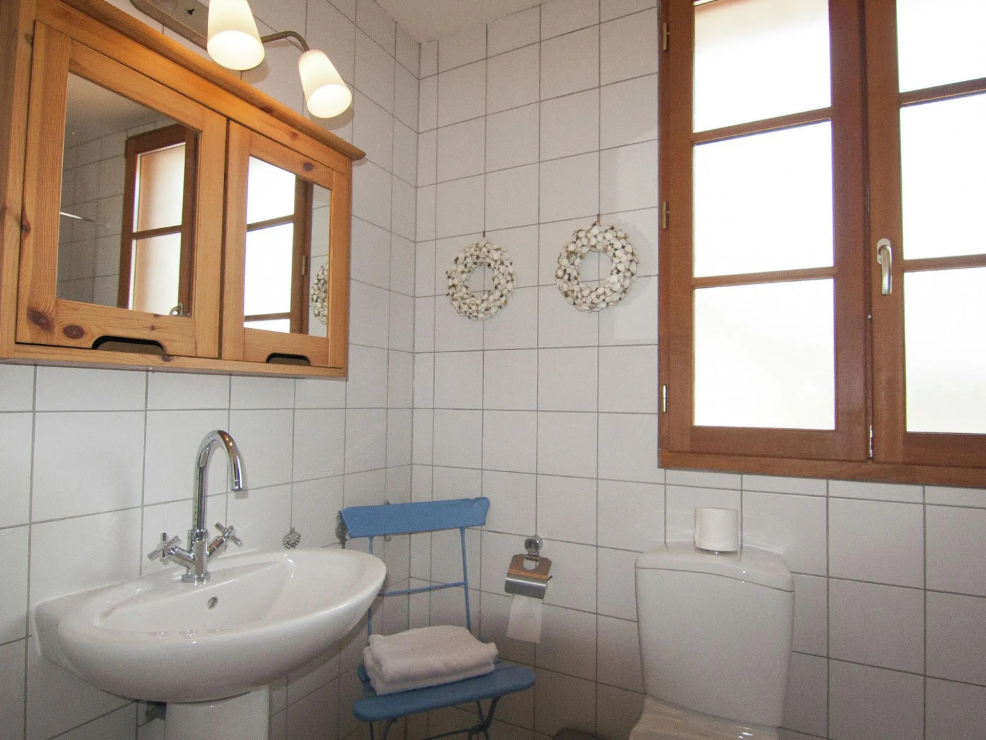 Spacious Cottage Suitable for Disabled on an Estate With a Heated Pool