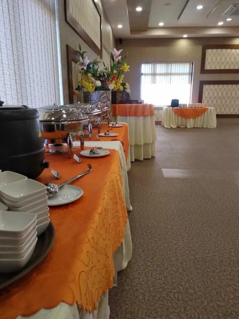 G K Hill View Resort