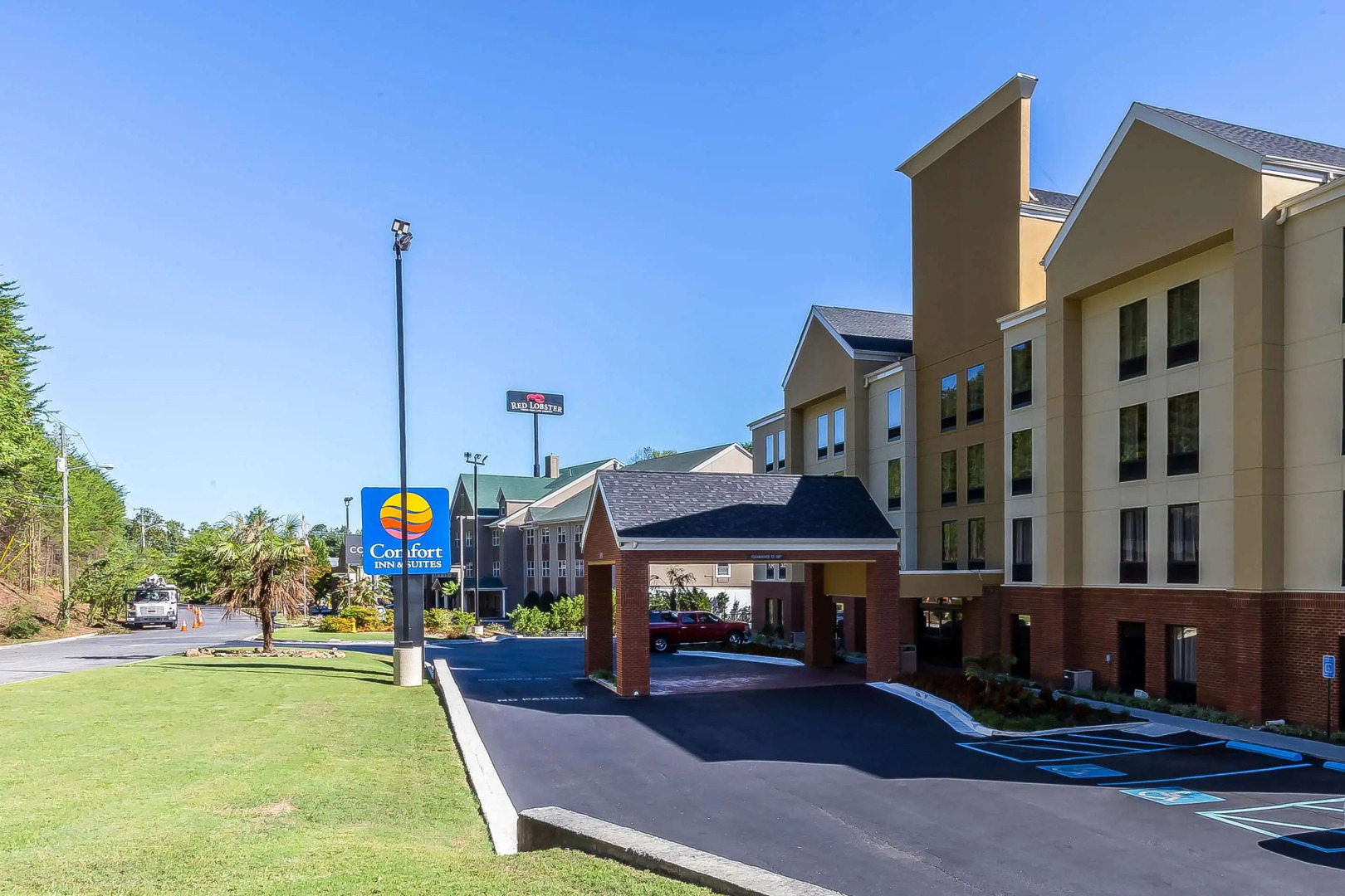 Comfort Inn & Suites Dalton West