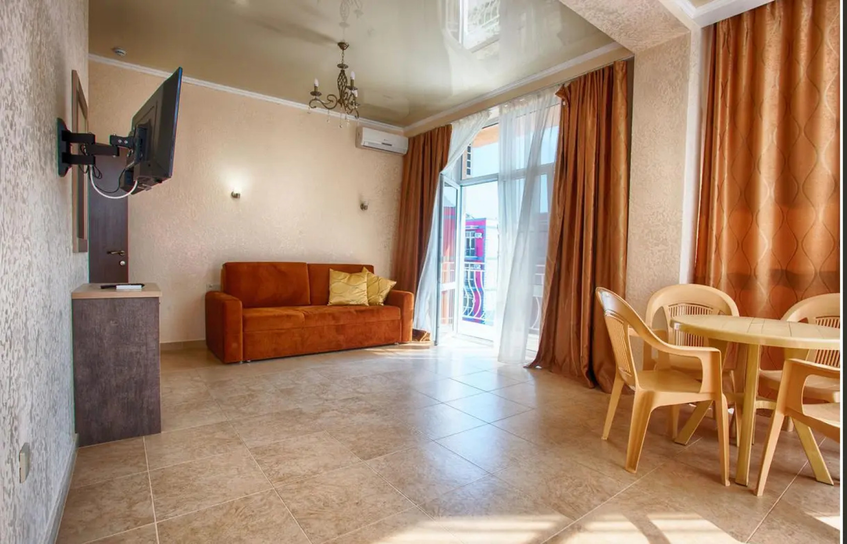 Александра