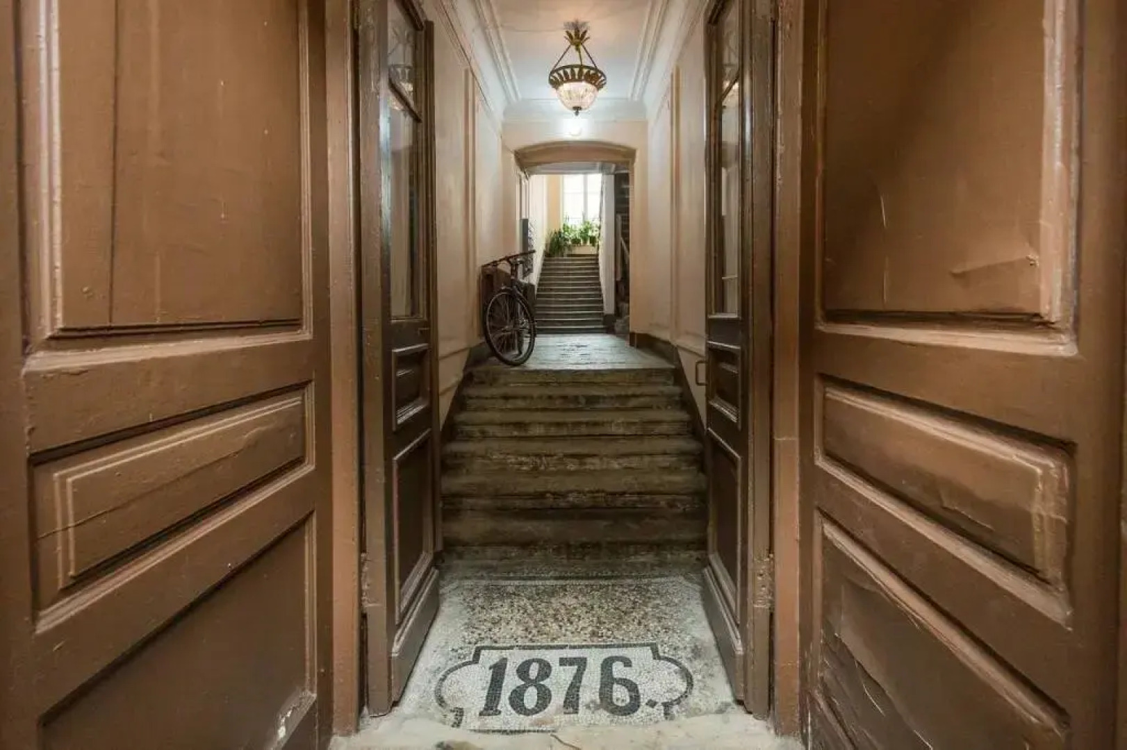 Бридж Таун Отель