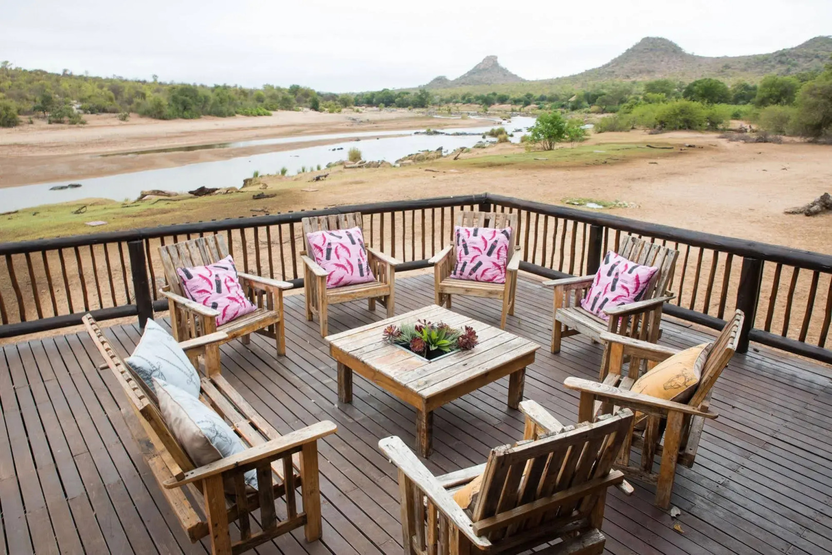 Sefapane Lodges and Safaris