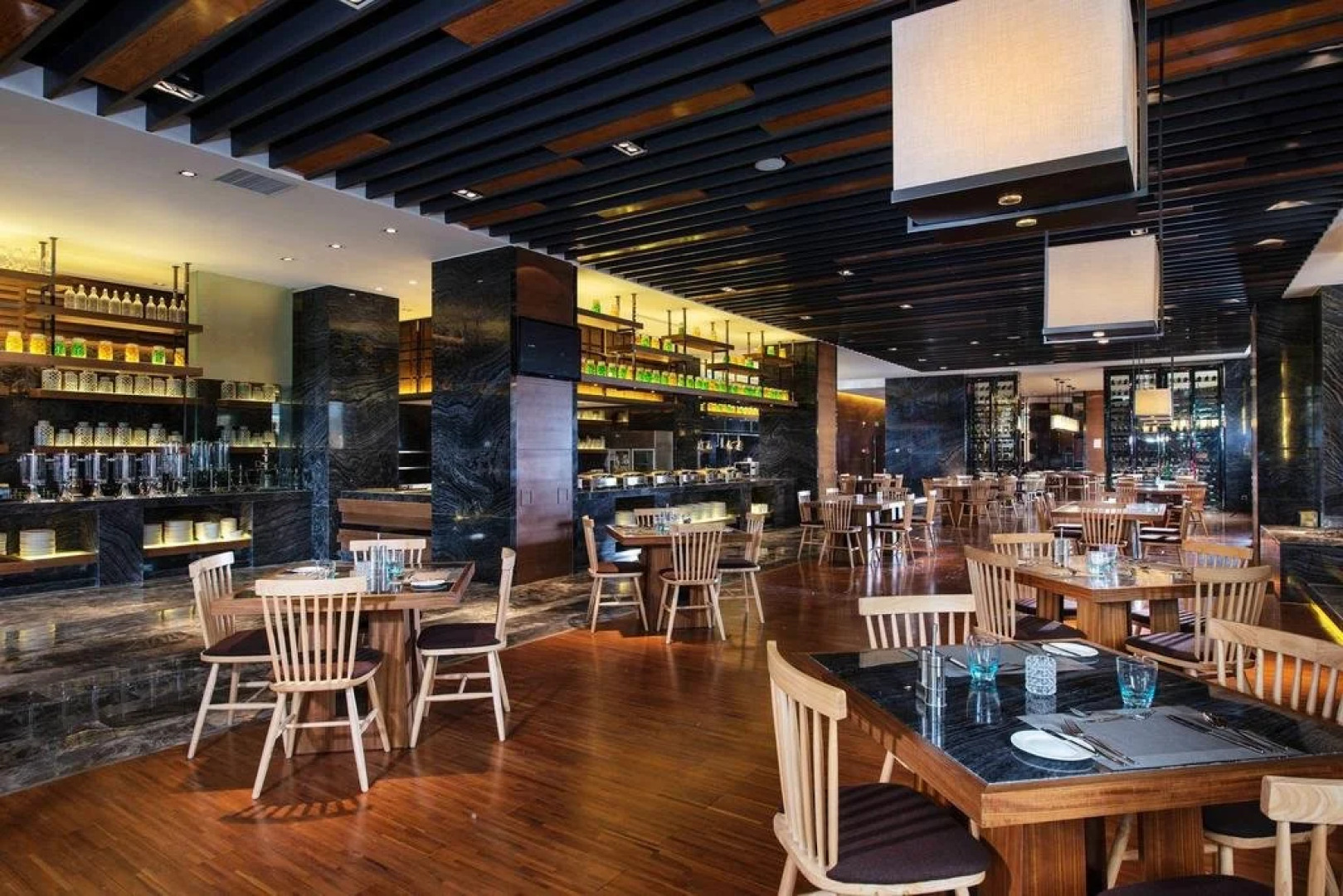 Grand Metropark Orient Hotel