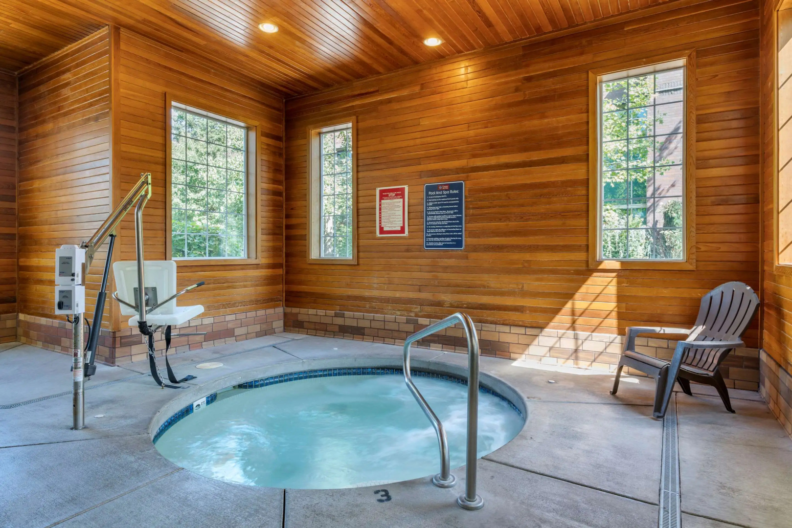 Comfort Suites Salem