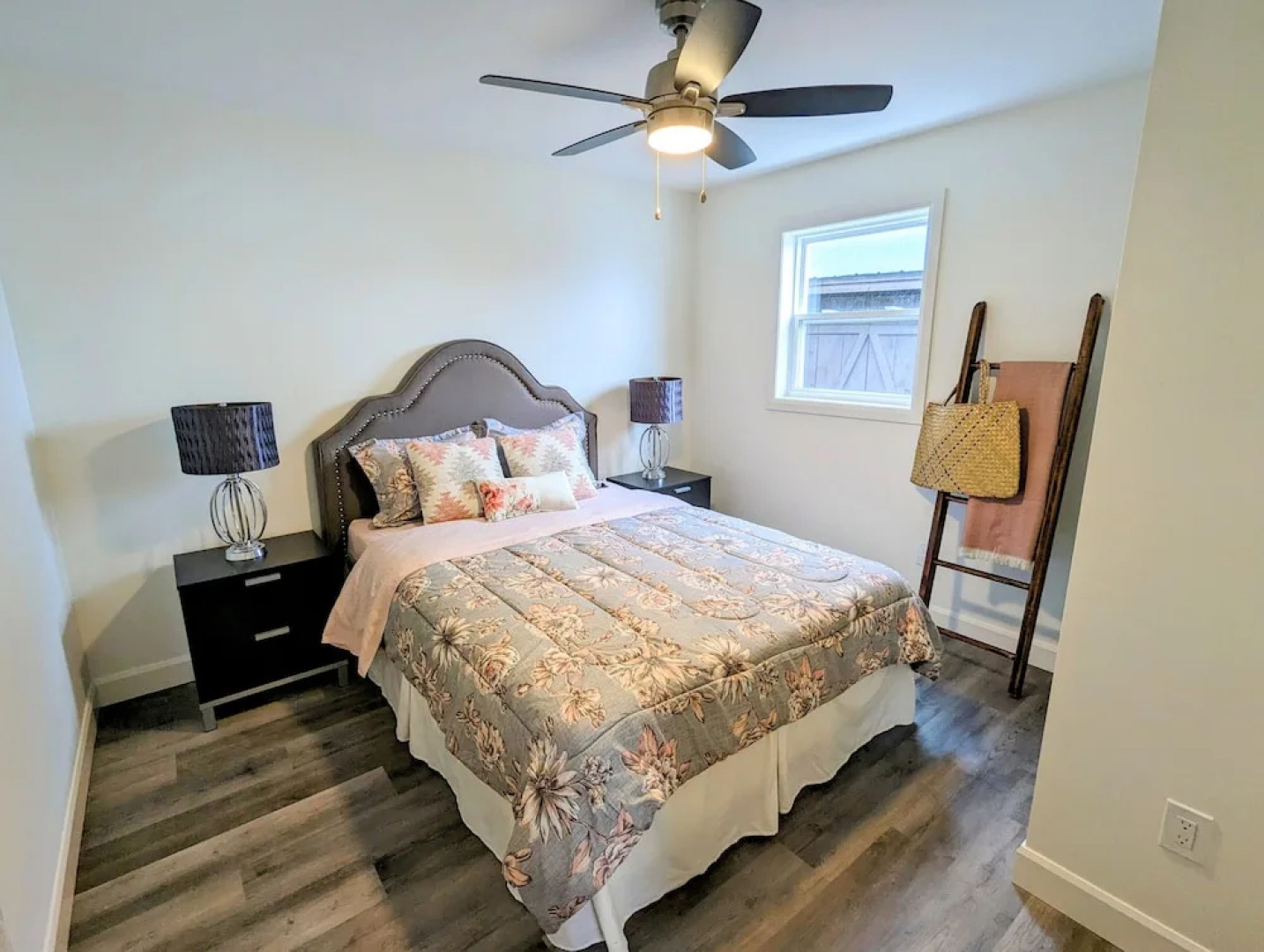 Great Blue Resorts - McCreary's Beach