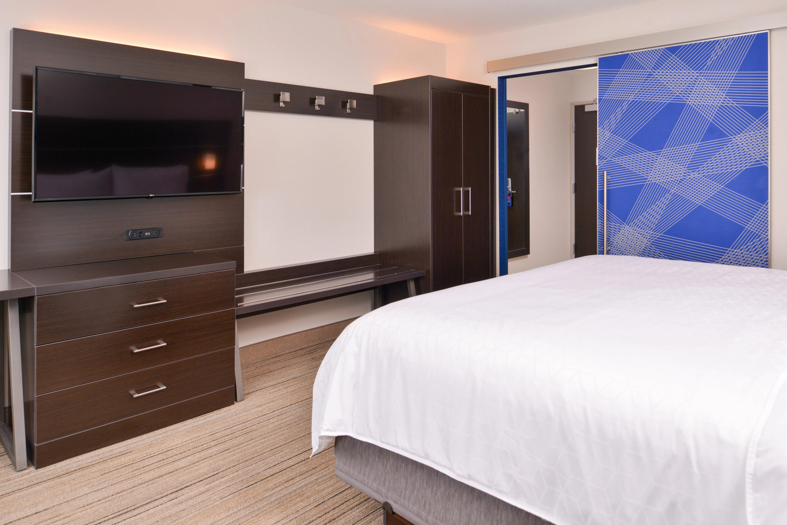 Holiday Inn Express & Suites Olathe West by IHG