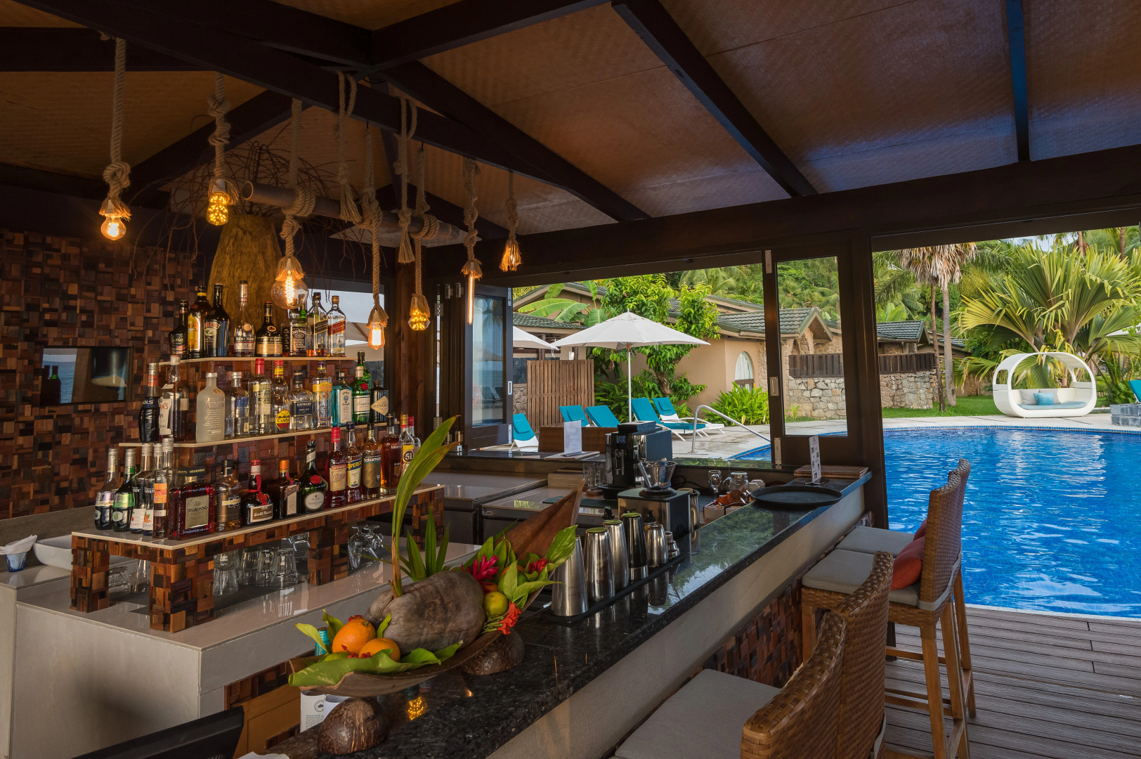 Coco de Mer Hotel and Black Parrot Suites