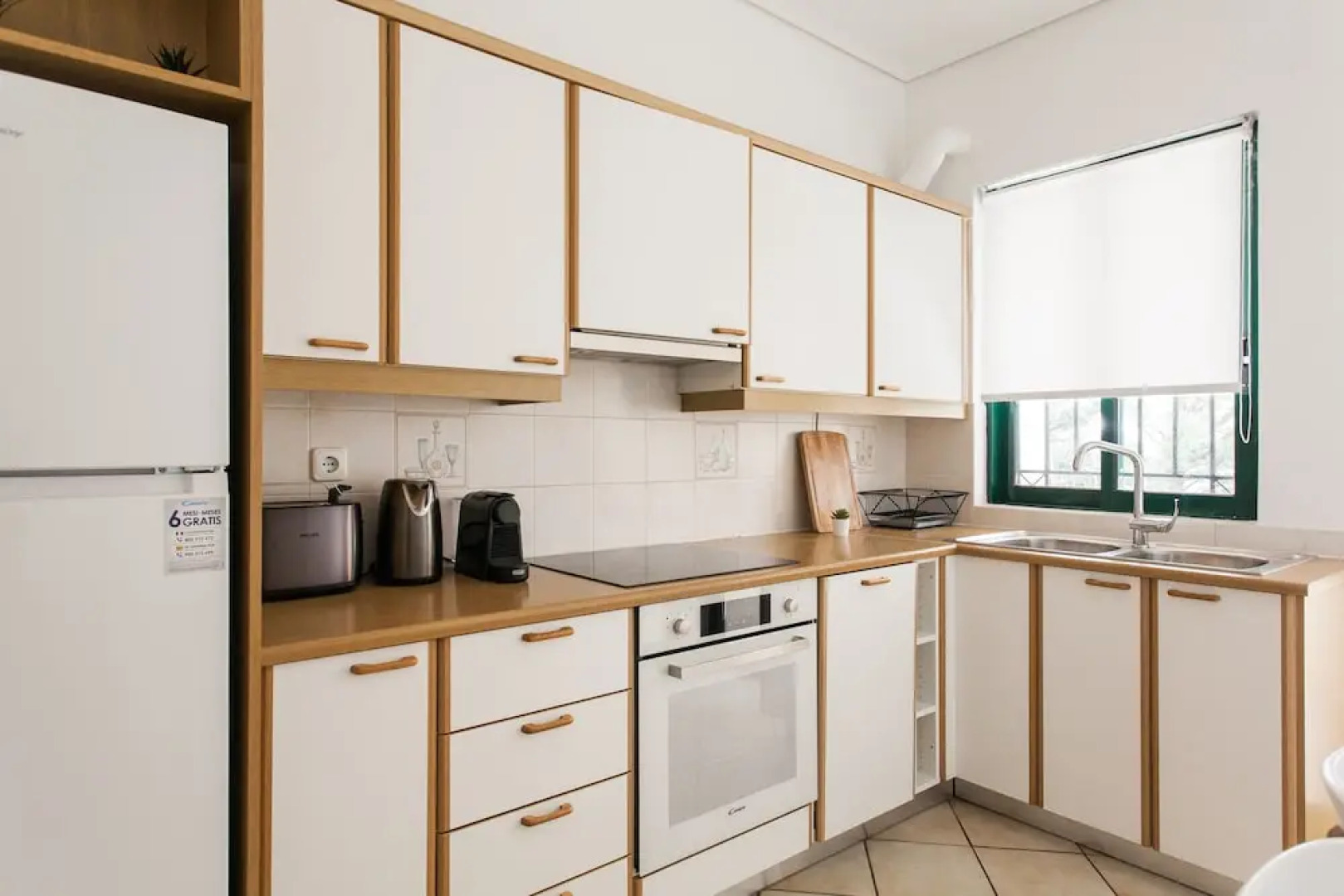 Top-Class 2BR Apartment in Marousi