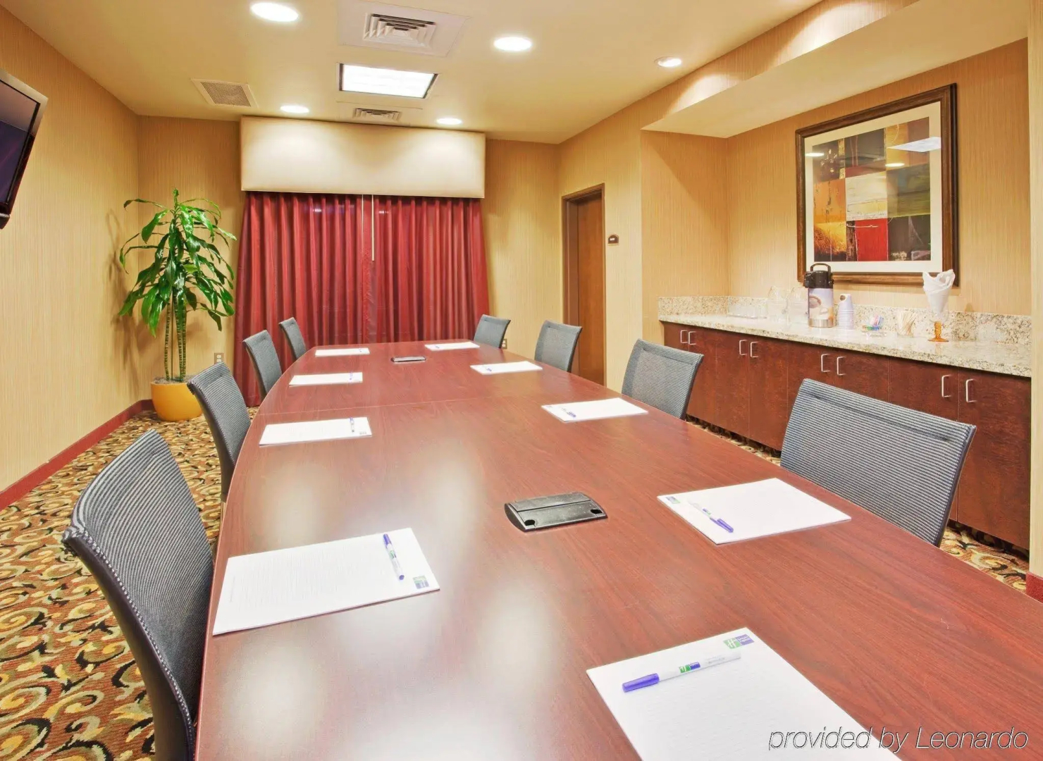 Holiday Inn Express Hotel & Suites Atascadero by IHG