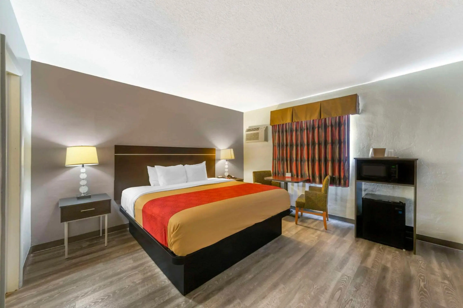 Fort Lauderdale Gardens Inn & Suites