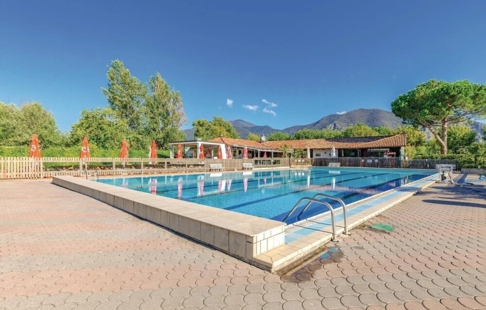 Awesome Apartment in Iseo BS With 2 Bedrooms, Wifi and Outdoor Swimming Pool