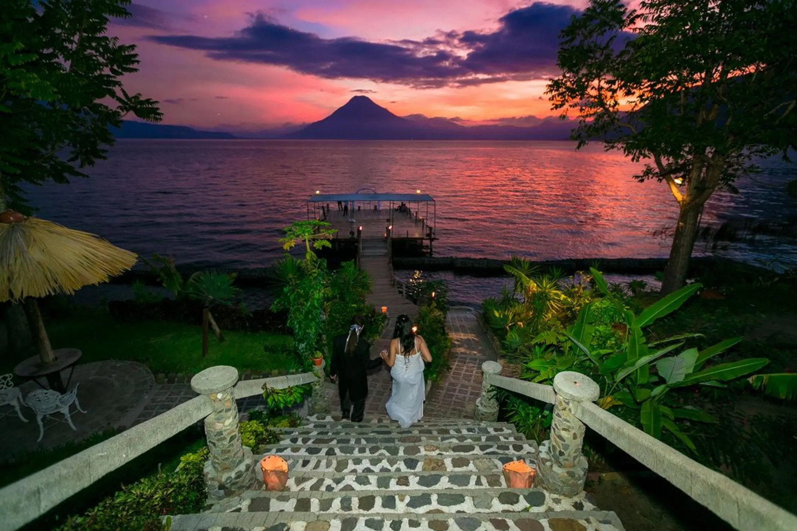 Hotel y Centro de Convenciones Jardines del Lago