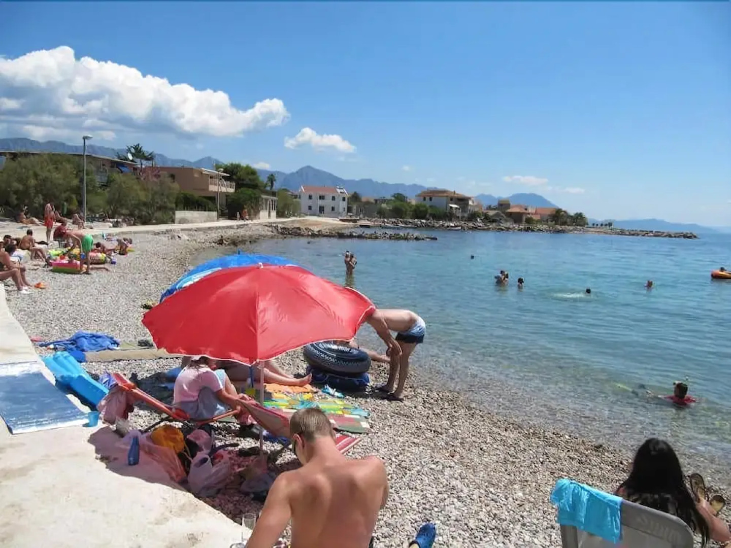 Apartments Tomi Sućuraj