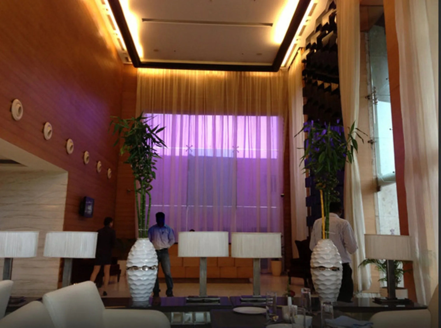 Royal Orchid Central Grazia