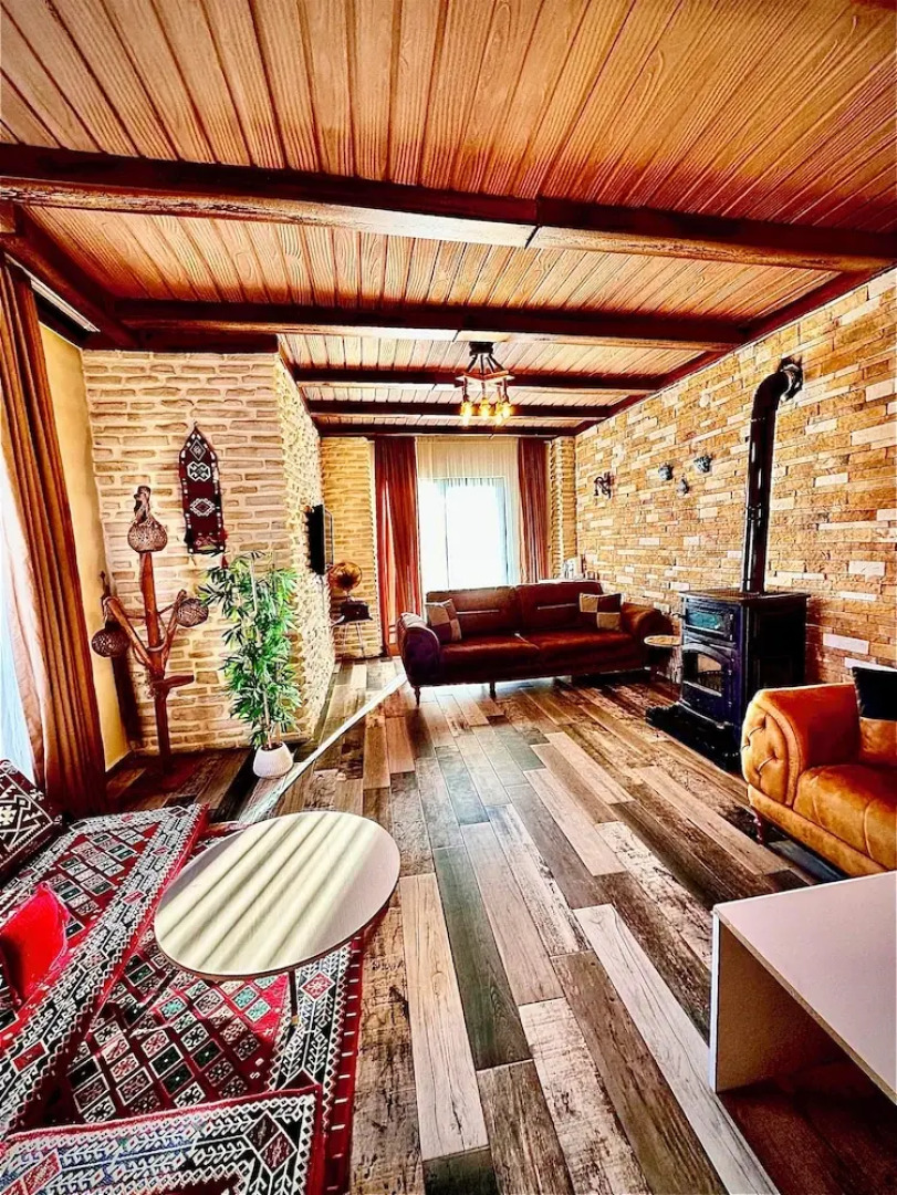 Yeşilsu taş konağı