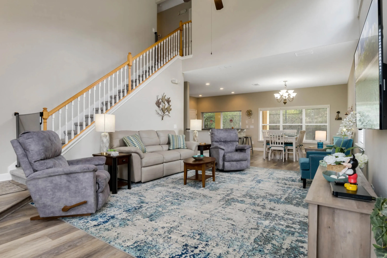 P2149VD - Newly renovated pool/spa home: 10 guests, Davenport, US