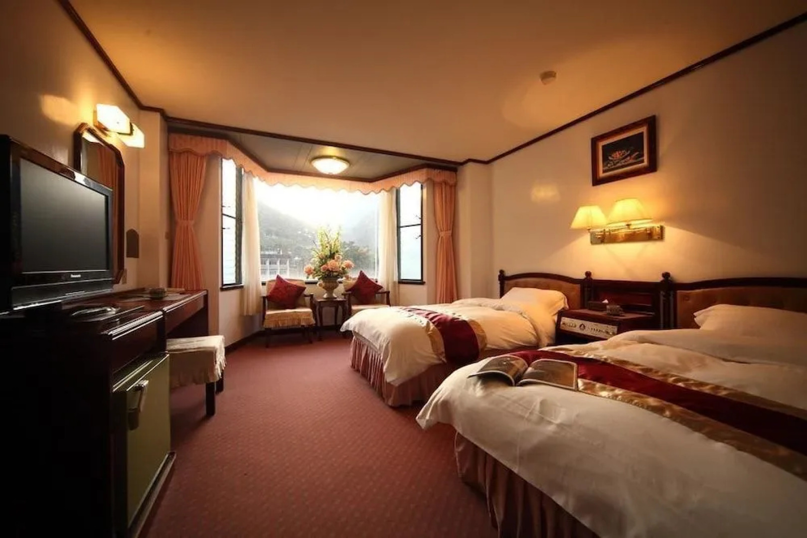 Utopia Holiday Hotel