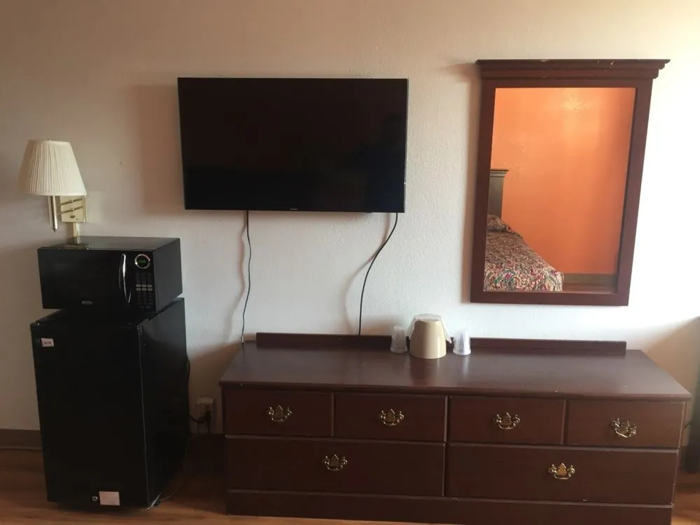 City Studios Inn And Suites