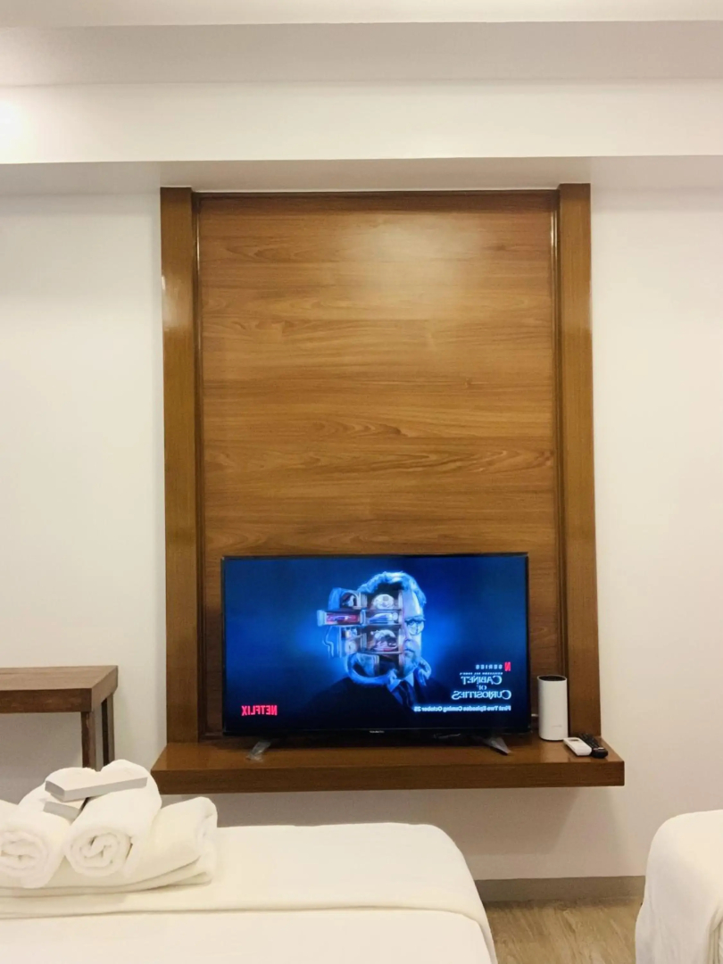 Cozy Unit at the heart of Balanga City