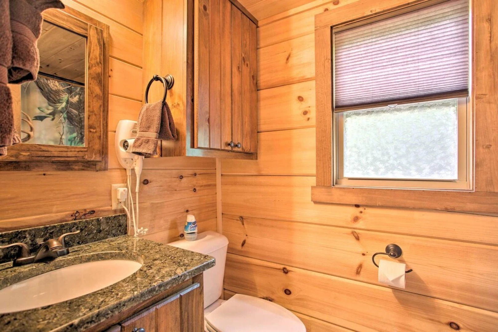 Hike & Snow Play! Mill Spring Cabin Near Winery