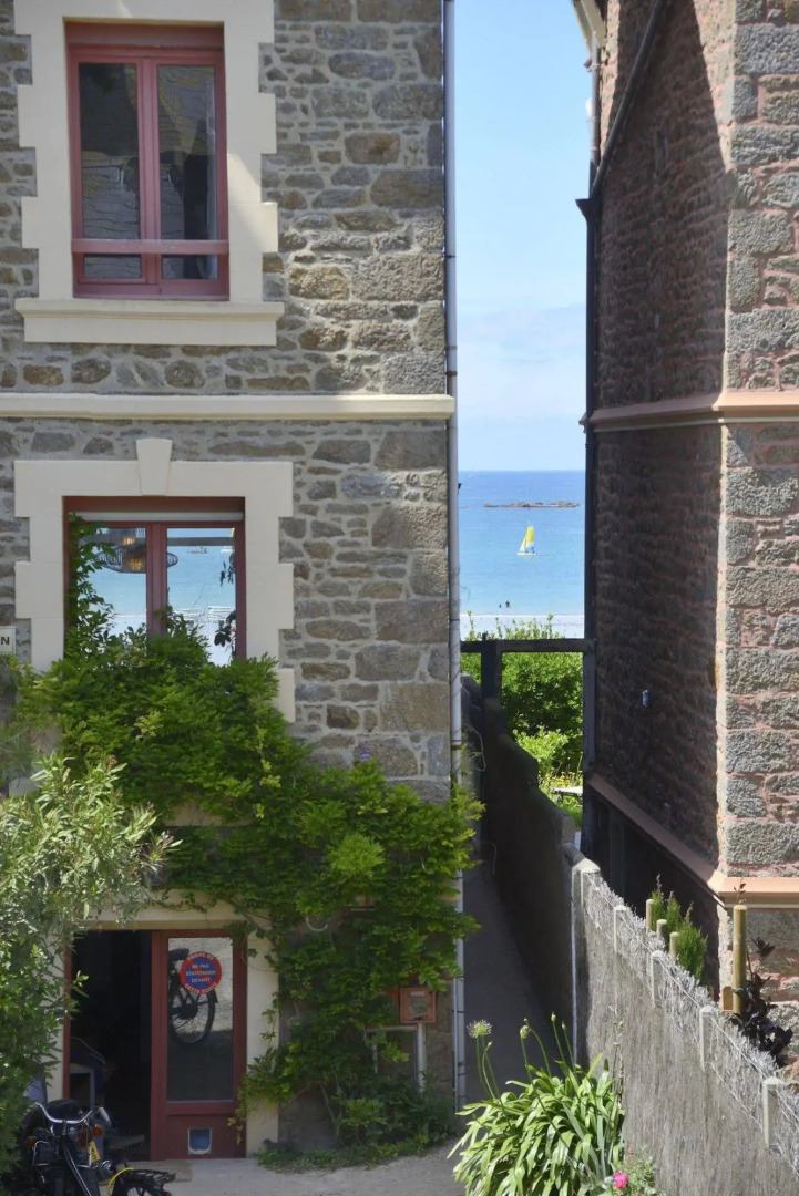 Hôtel Les Charmettes