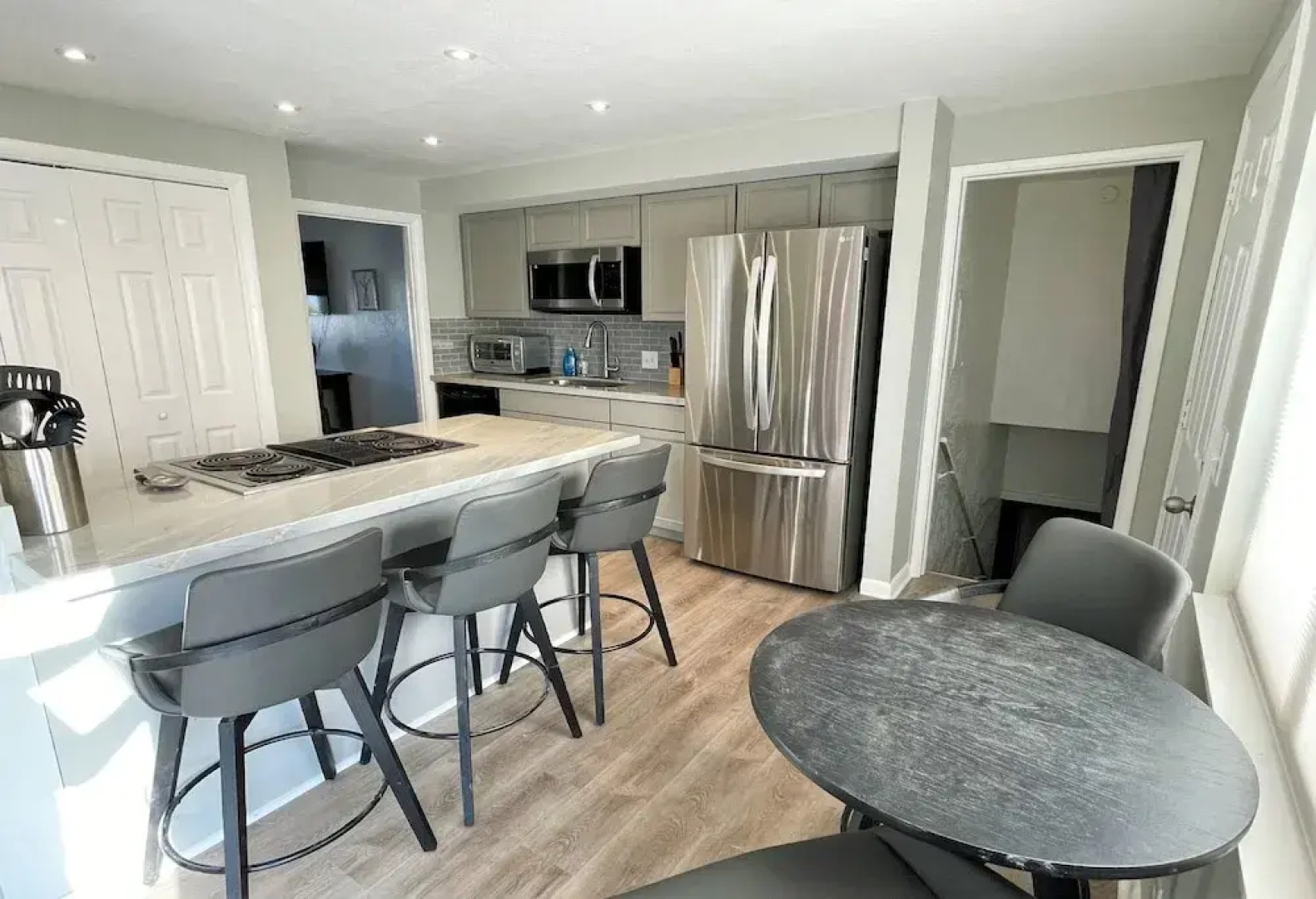 Carnation Drive Home 7 Bedroom Home by RedAwning