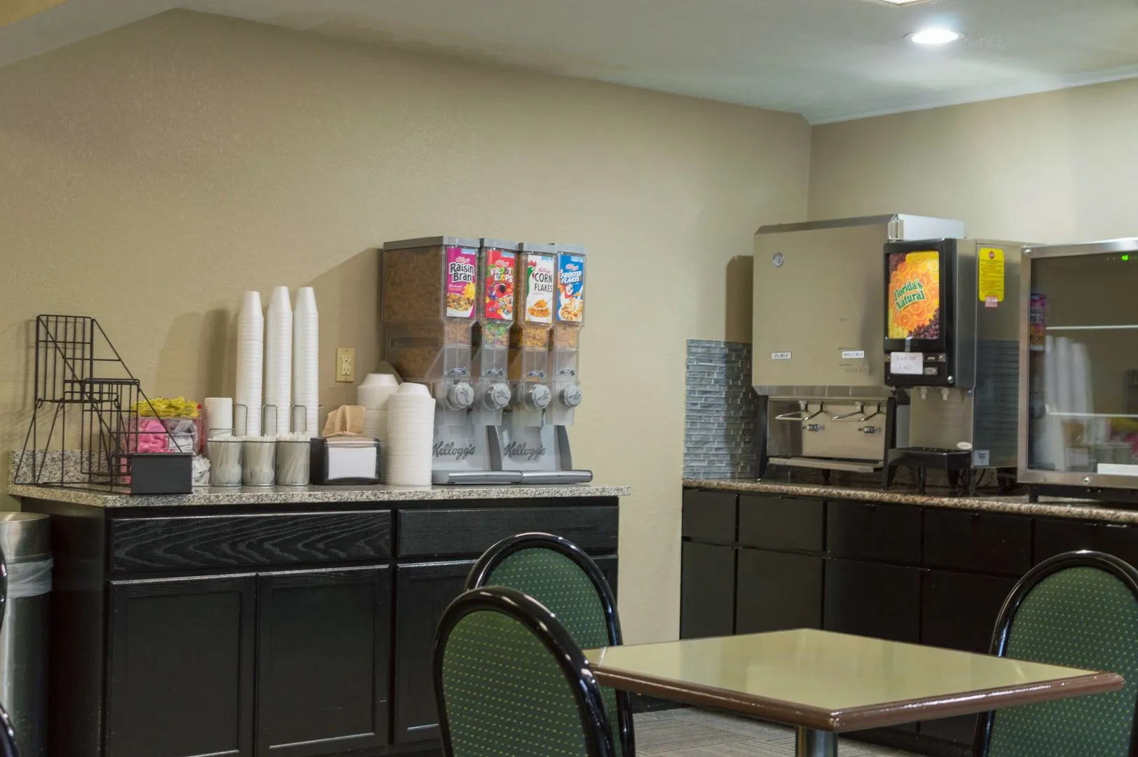 Red Roof Inn & Suites Lexington - Hamburg