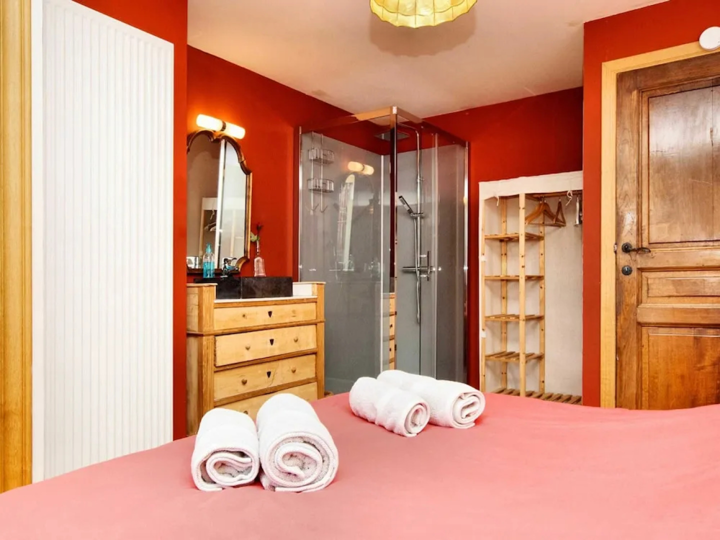 Magnificent Holiday Home in Baronville With Heated Pool & Billiards