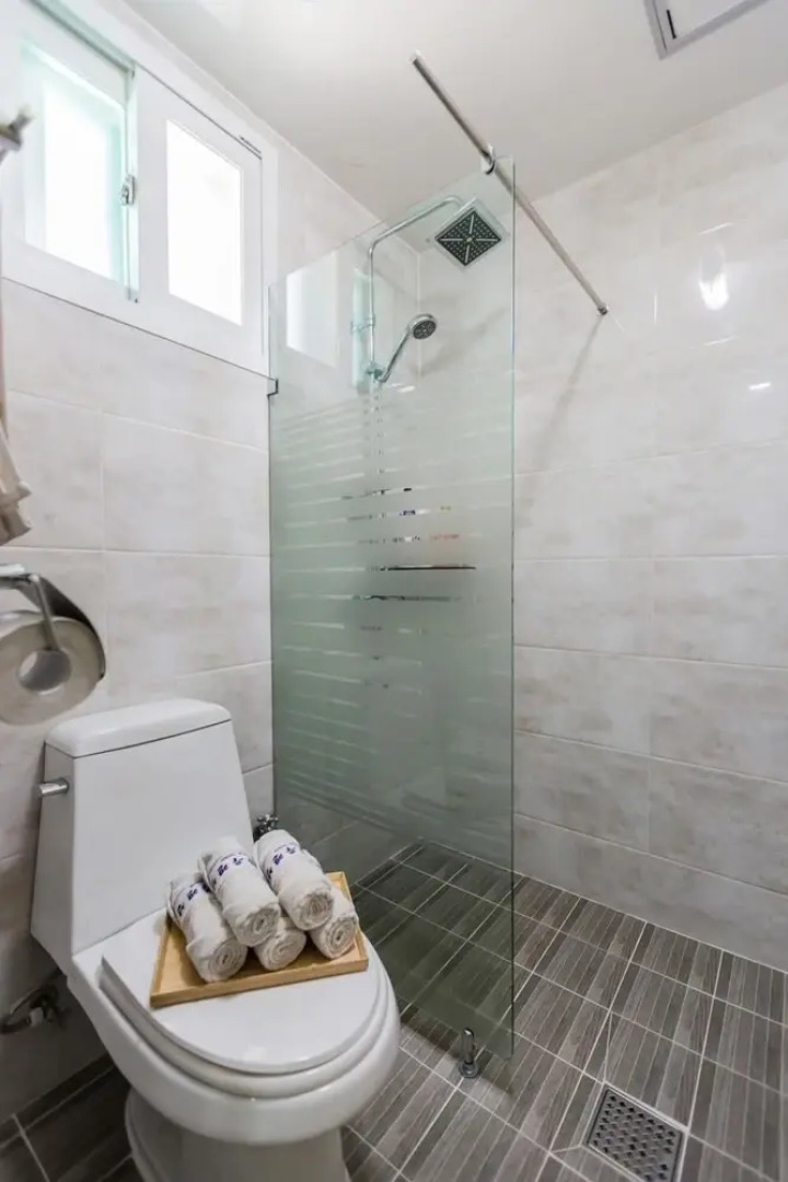 Yeosu Dolsanmaru Pension