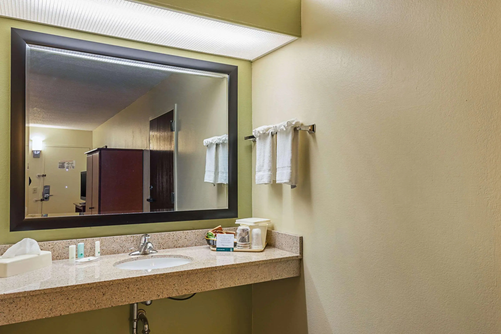Quality Inn Airport - Southeast