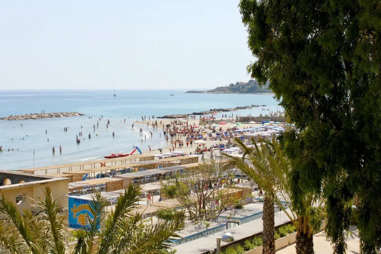 Lungomare Apartments