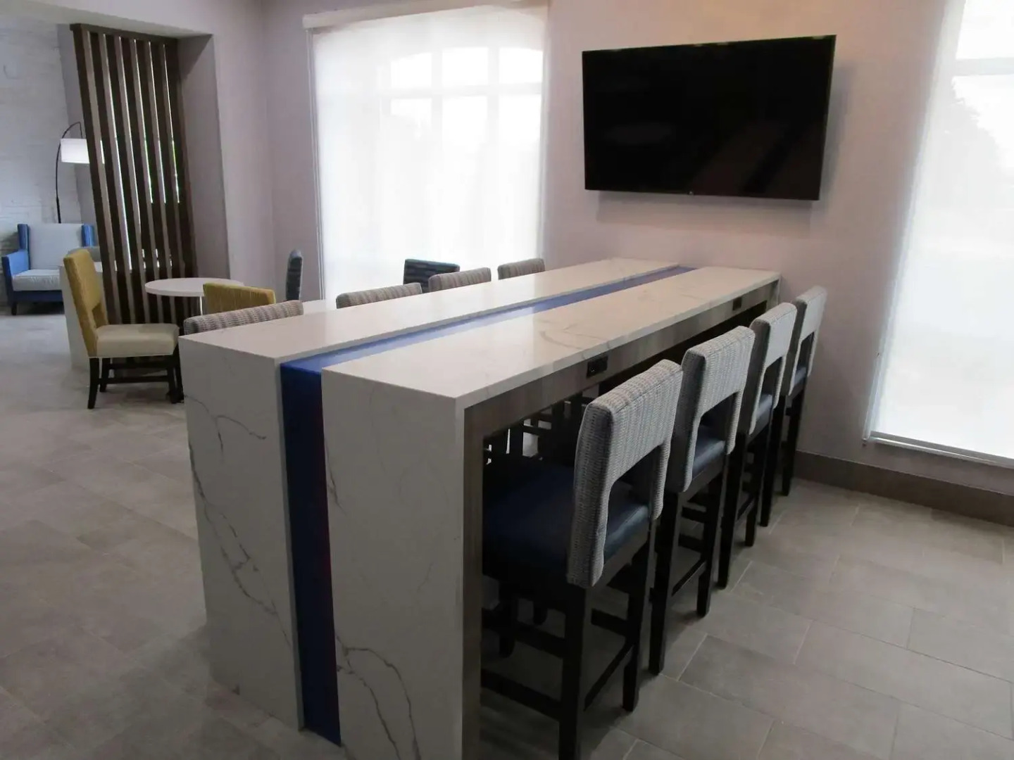 OYO Townhouse Oklahoma City Penn Square