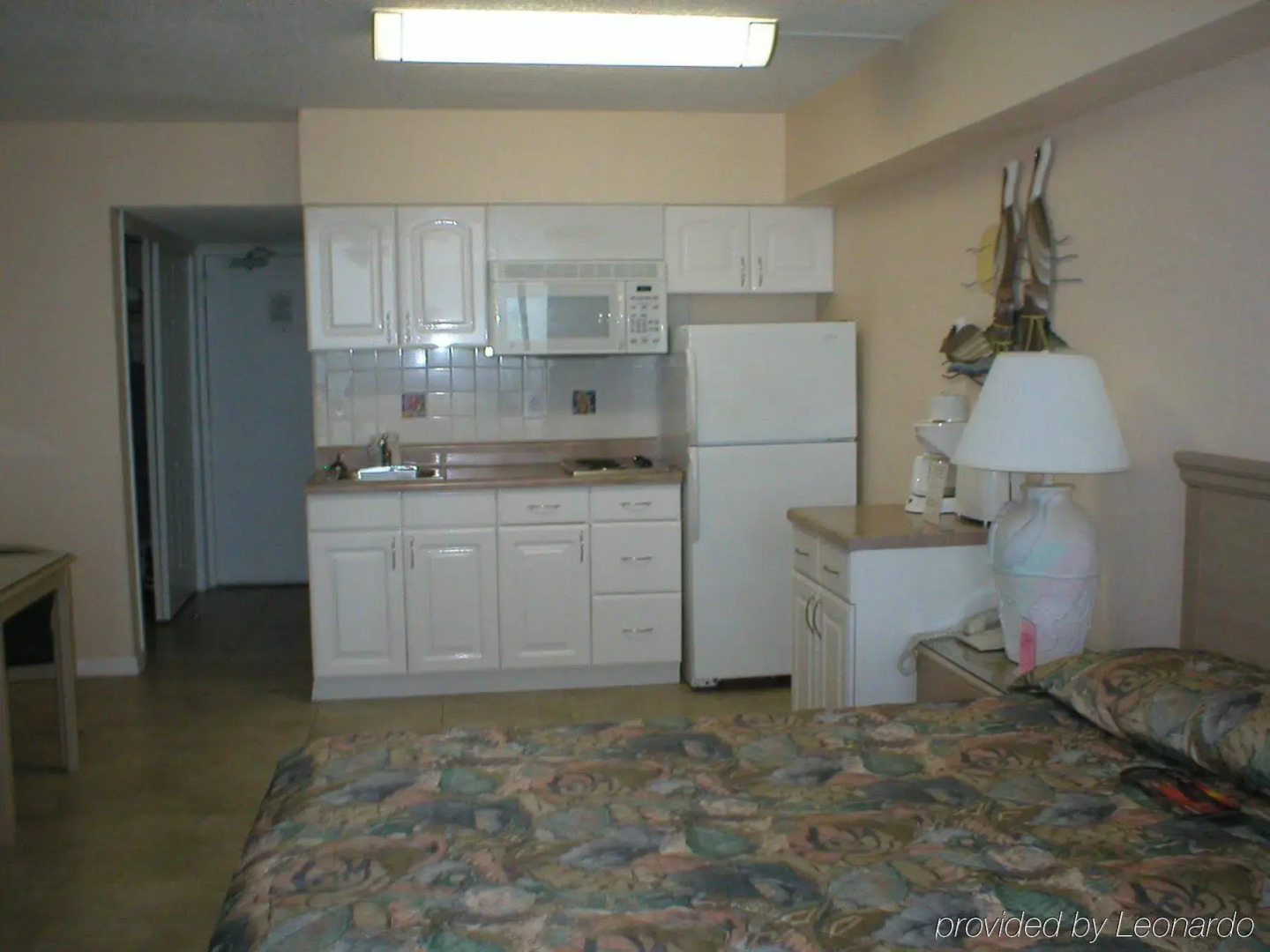 Island Inn Beach Resort