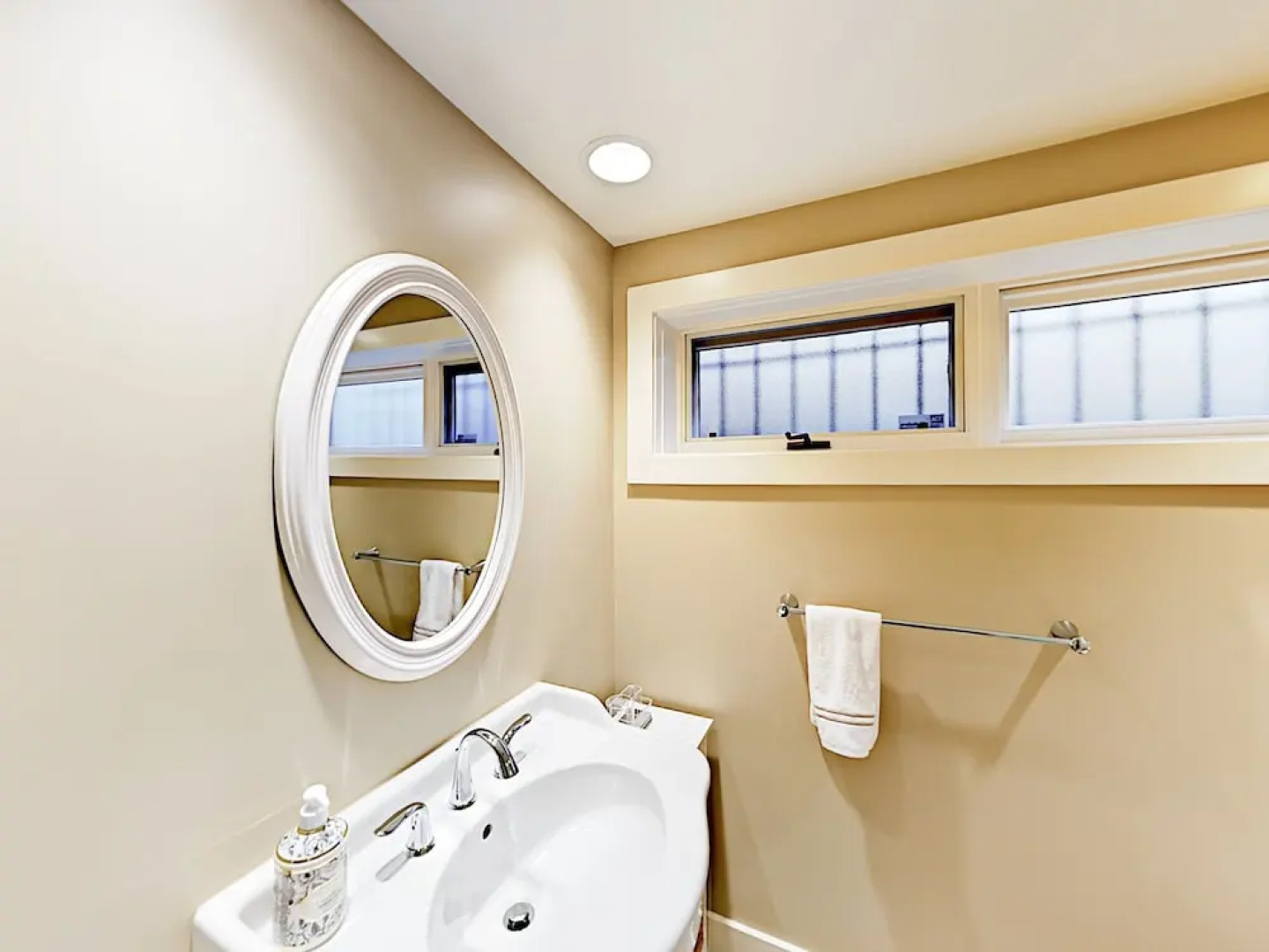 14521 40th Ave NE Home 3 Bedrooms 3 Bathrooms Home