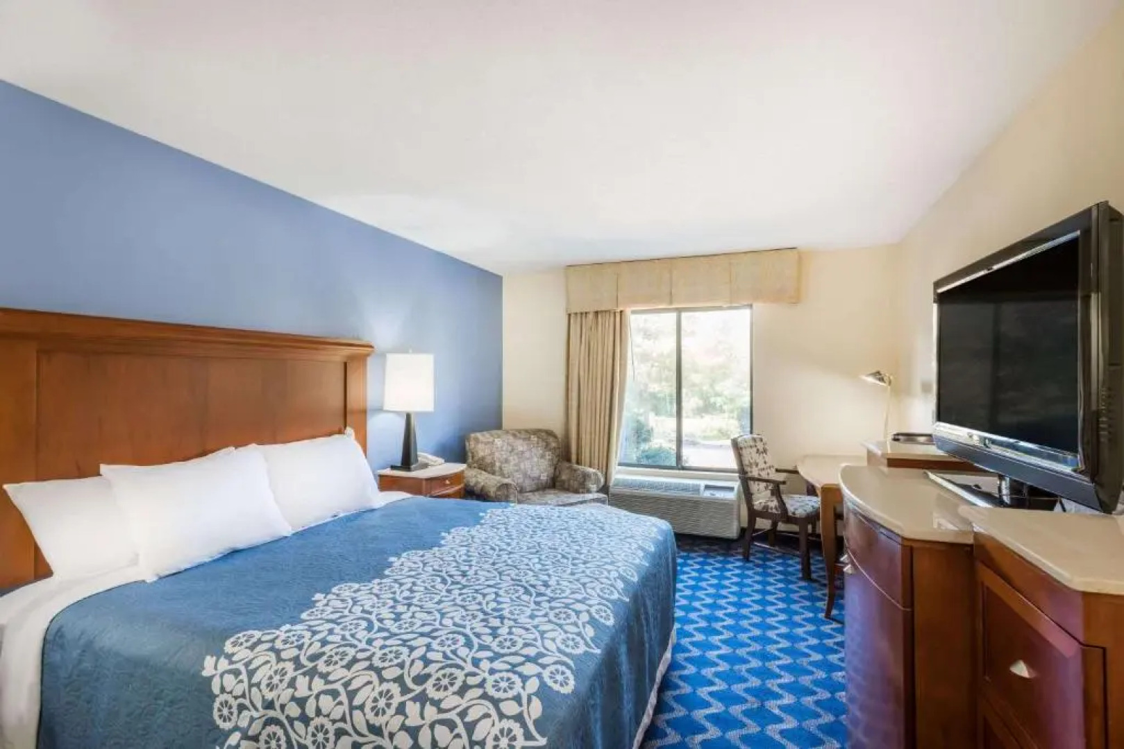 Aderi Hotel Near Casino