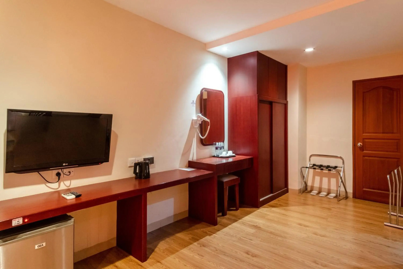 Lovina Inn Nagoya Batam