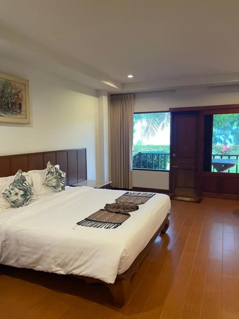 Sailom Resort Bangsaphan