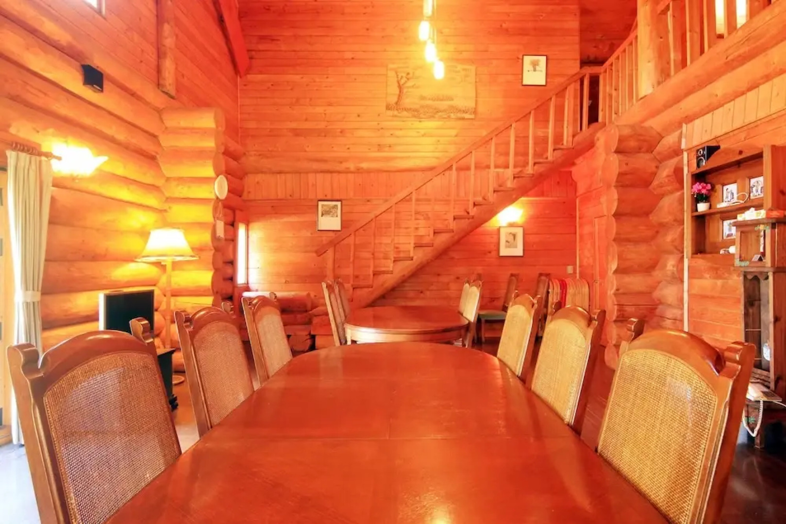 Log cabin rental & Finland Sauna Step House