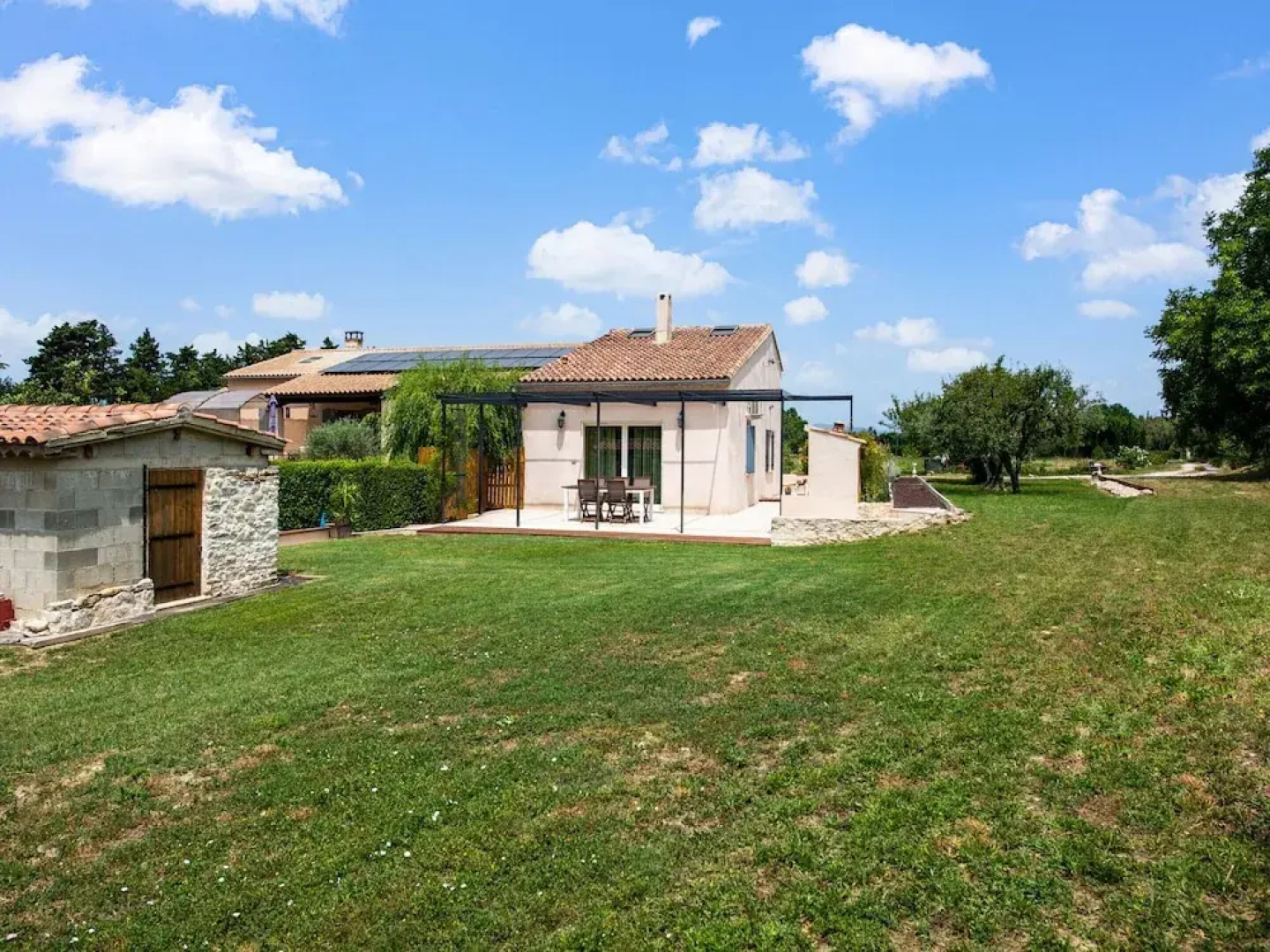 Holiday Home in Vaucluse Near Mont Ventoux