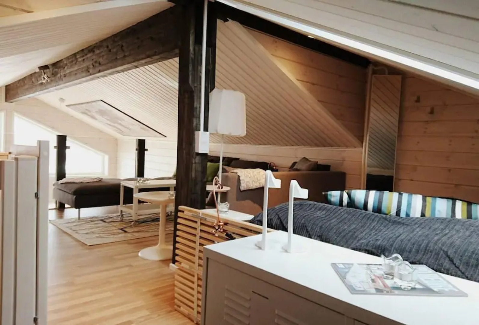 Large 8-9-bed Central Ski Innout House in Hemavan