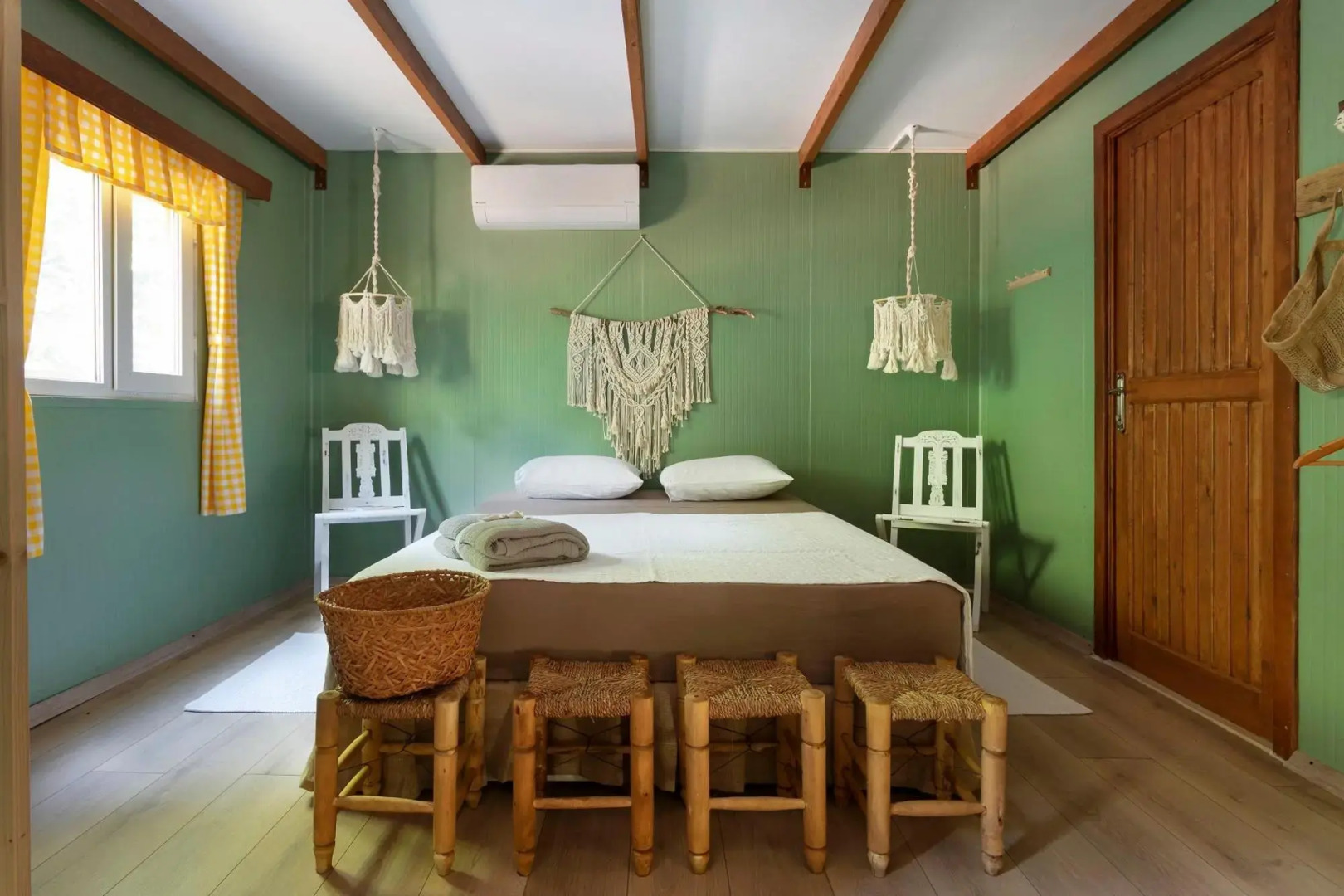 Gayb-i Bungalows by Naturelife