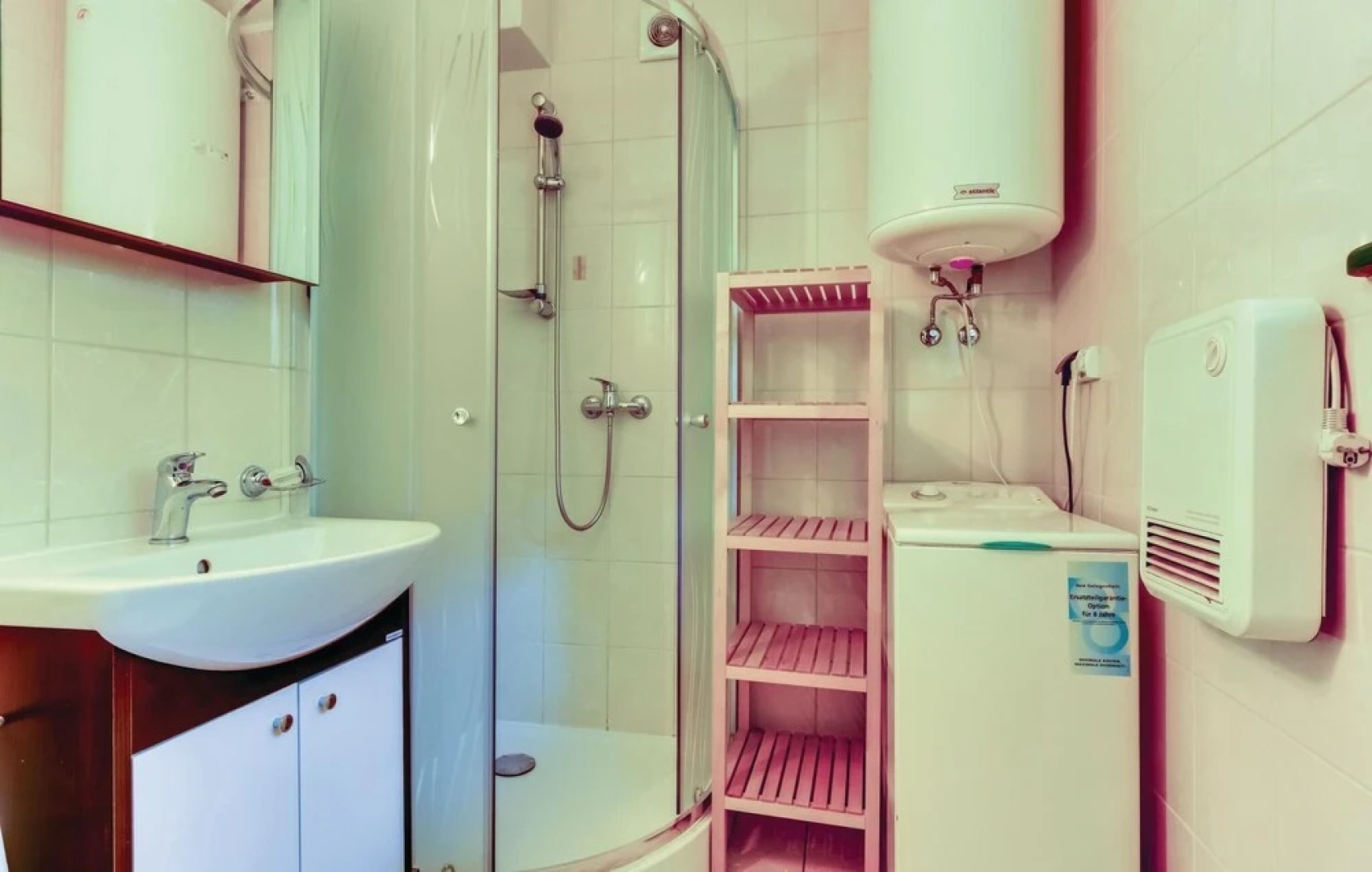 Beautiful Home in Rowy With 3 Bedrooms