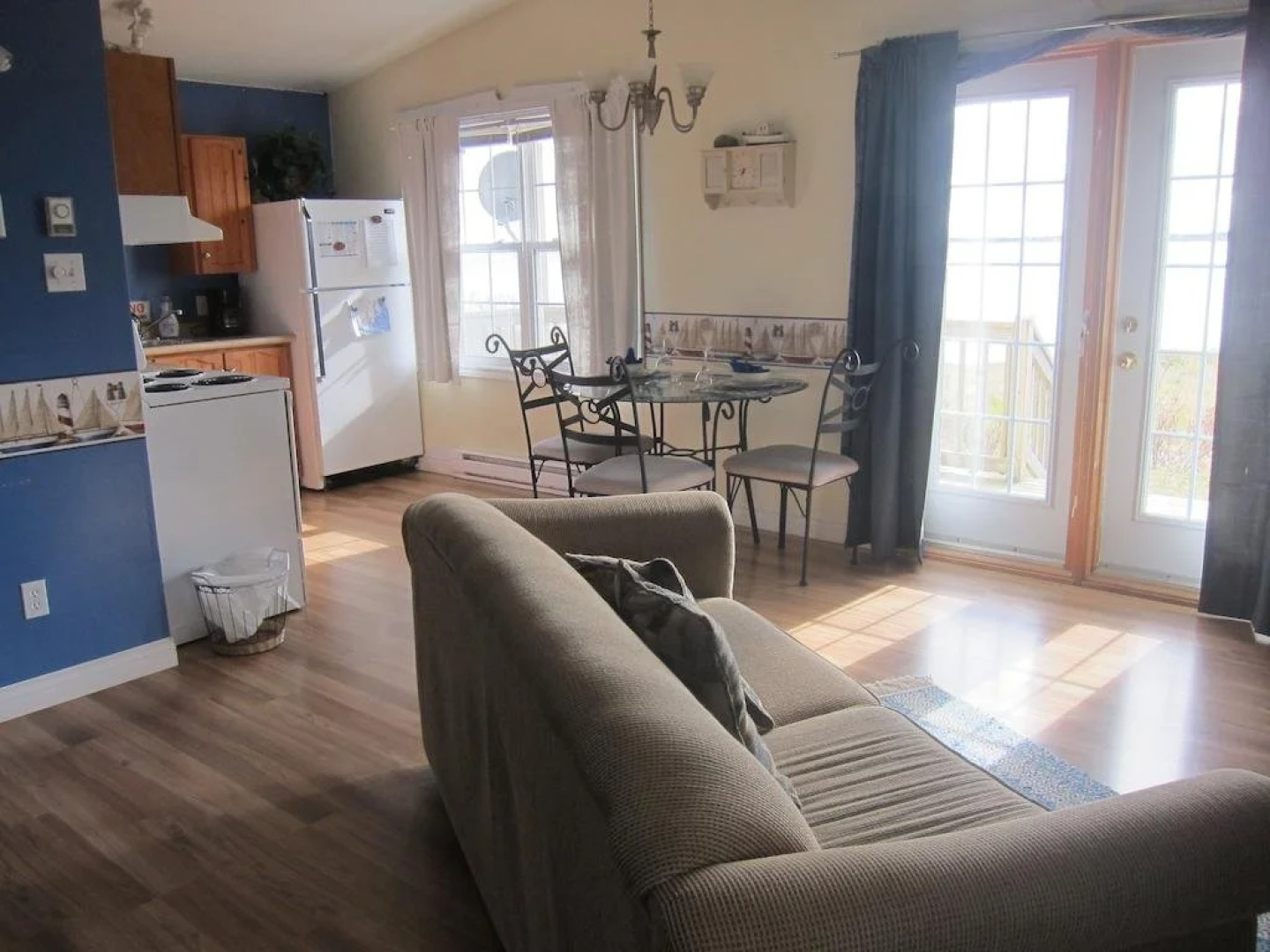 Whispering Waves Cottages