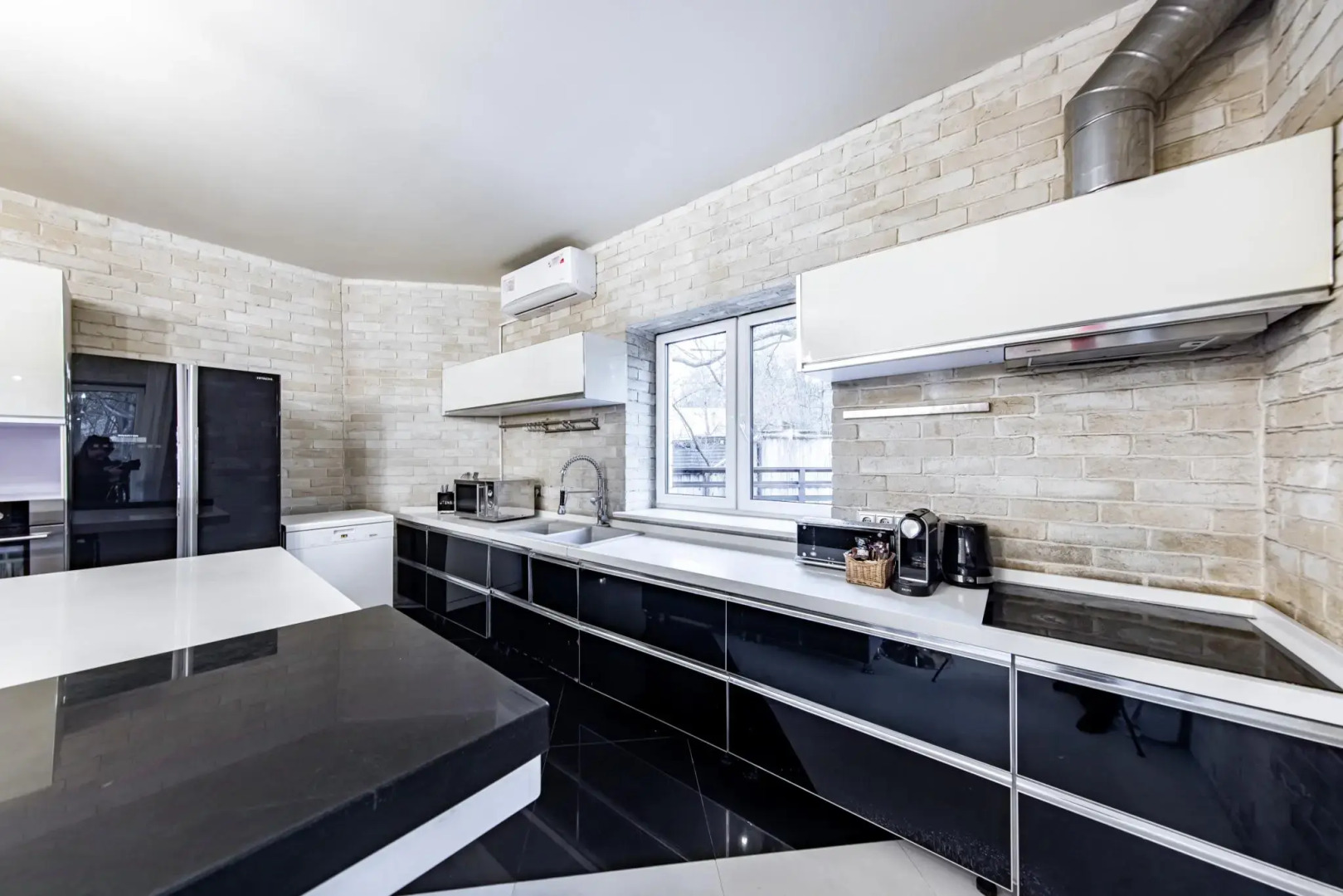 Коттедж в Николиной Горе